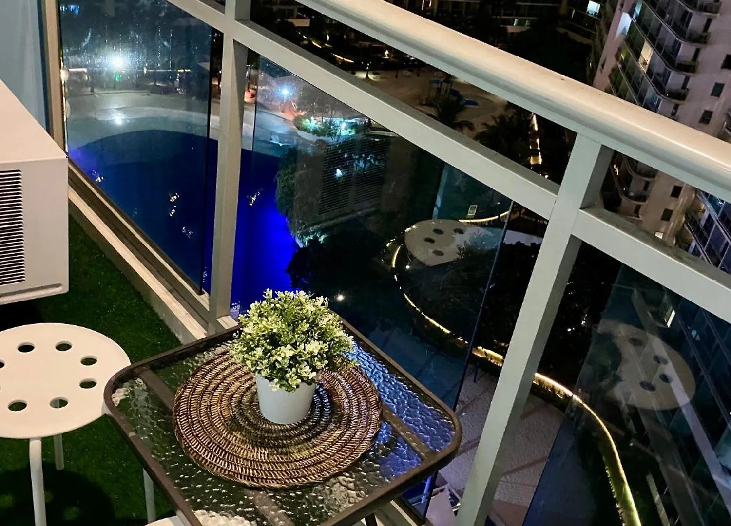 Azure Staycation Ph 1503 Manila Philippines
